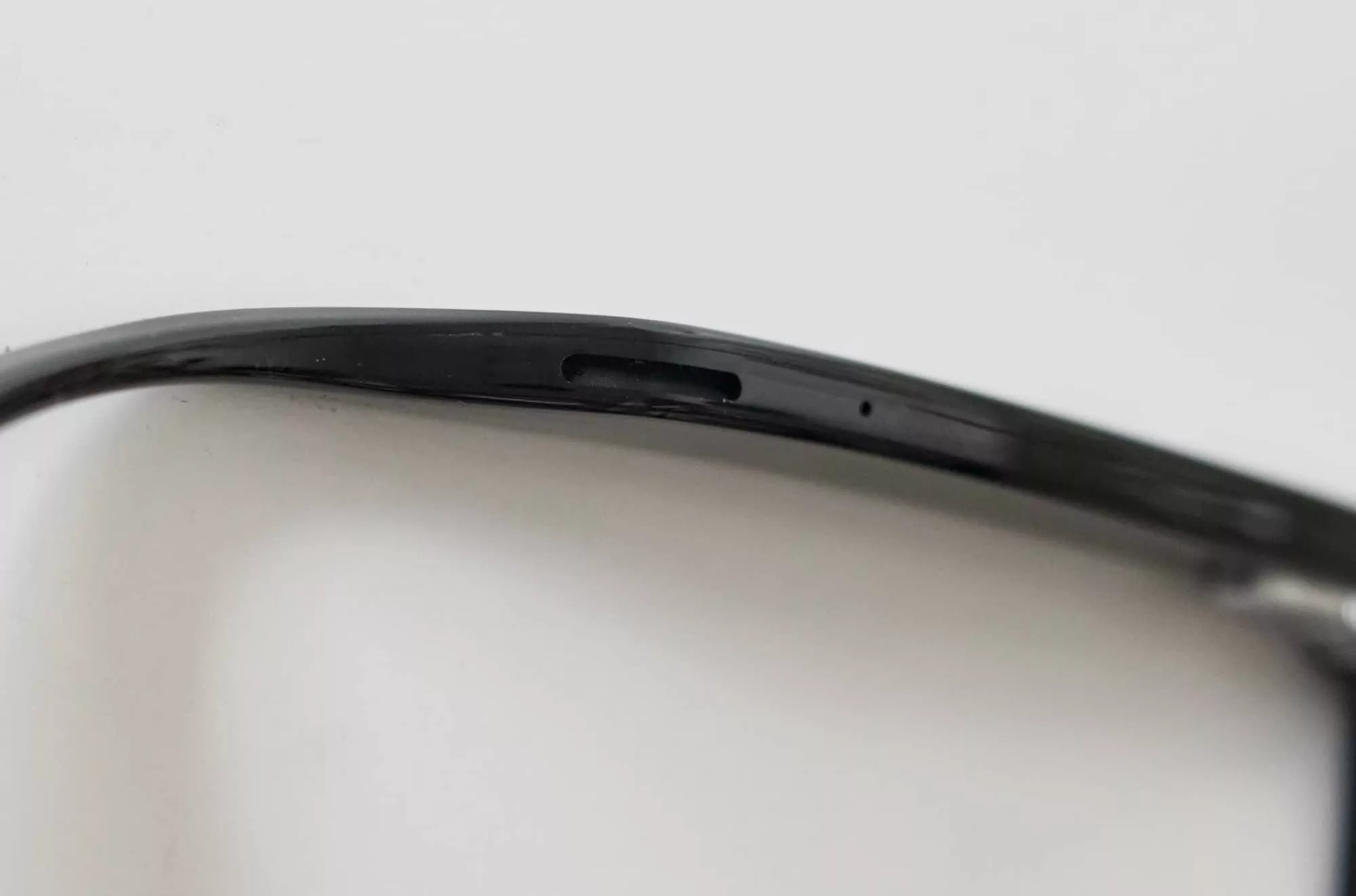 These are the speakers of the Rokid Glasses.