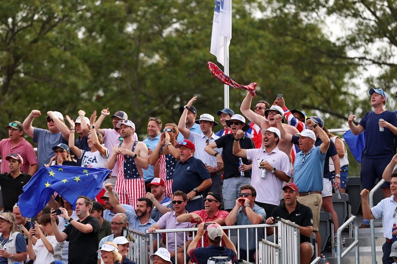 Sir Nick Faldo says anyone hurling abuse at a golfer is a 'loser'.