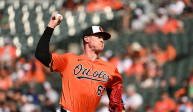 Cardinals' Scott Blewett Exercises Opt-Out Clause