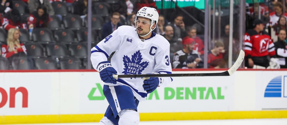 How Time Zone Travel Hurts NHL Teams: 11 Seasons of Data