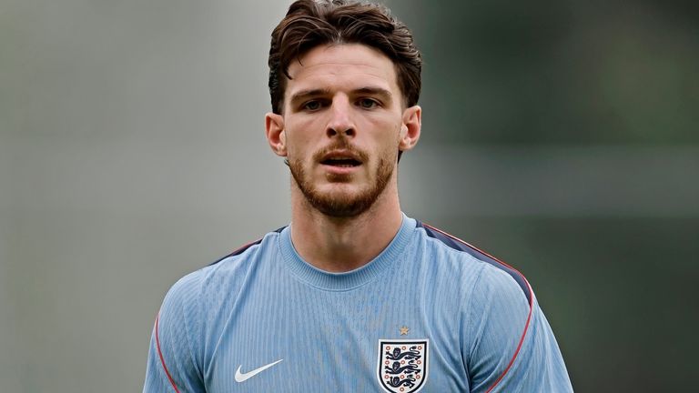 July 4, 2026, Mexico City, Mexico: Declan Rice of the England looks on during the training session one day ahead of the FIFA World Cup 2026 round of 16 match between Mexico and England at Pumas La Cantera training center on July 04, 2026 in Mexico City, Mexico. Photo: Heuler Andrey/DiaEsportivo (Cal Sport Media via AP Images)