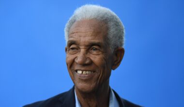 St Vincent parliament honor cricket legend Sir Garfield Sobers