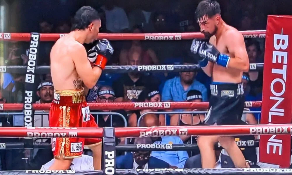 Bryan-Flores-Prevails-in-War-with-Jonathan-Navarro.jpg