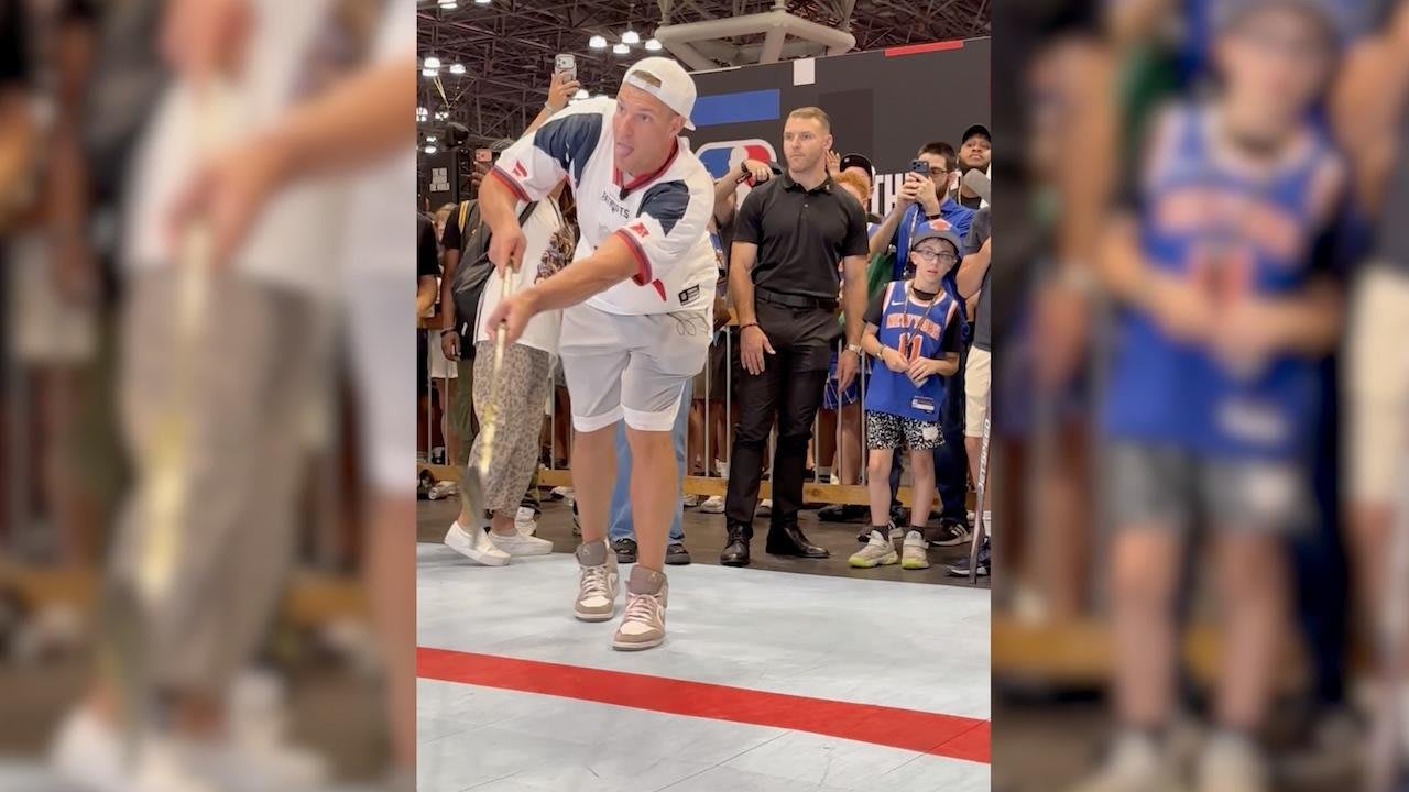 Gronkowski, Sabathia show off NHL skills at Fanatics Fest
