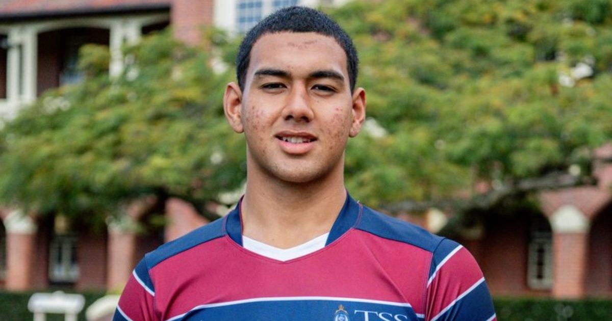 Reds sign teenager already taller than both Wallabies starting locks