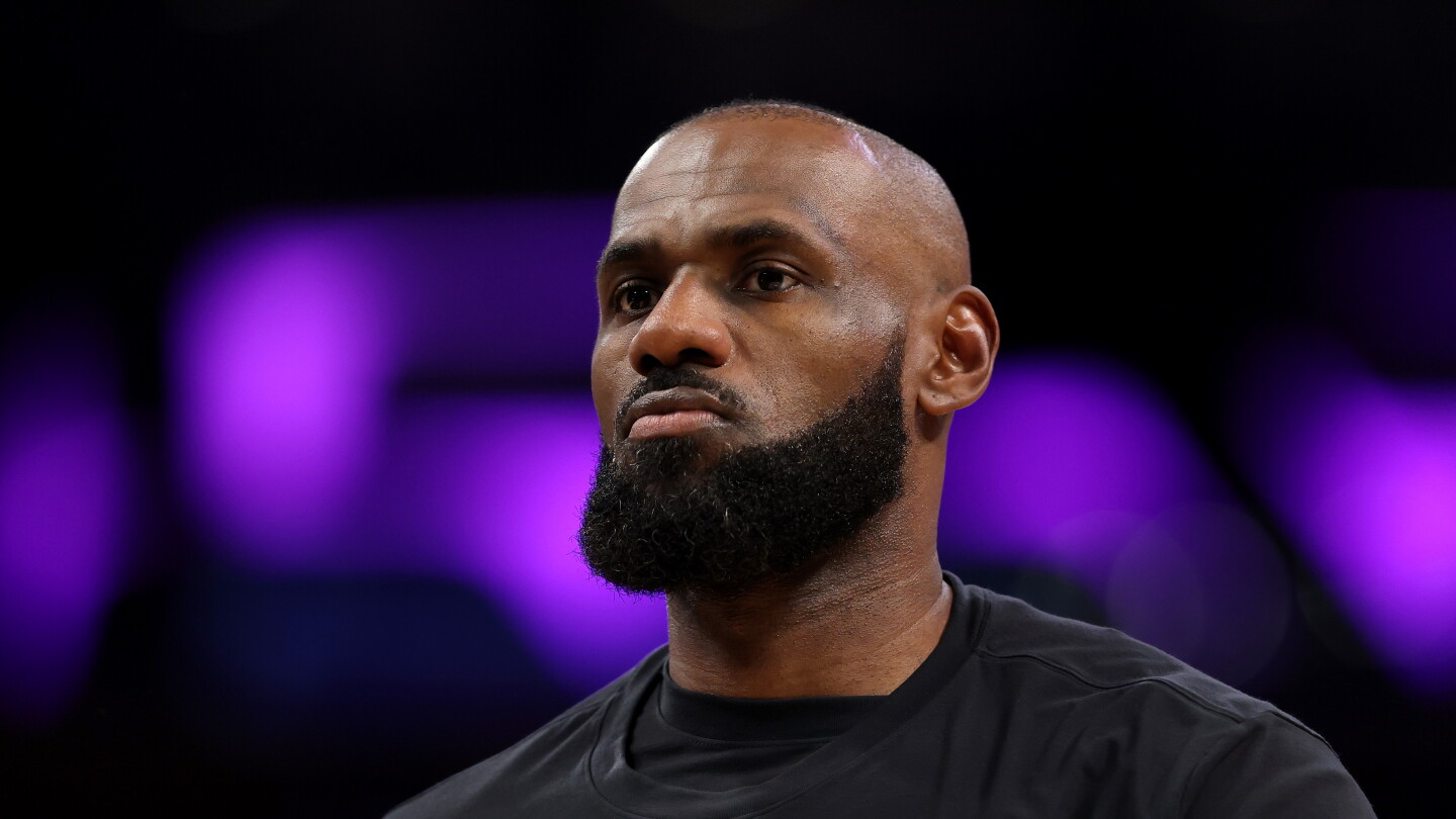 NBA Offseason Trade/Free Agent Rumors 2026: Stars make their LeBron pitches, Klay Thompson available