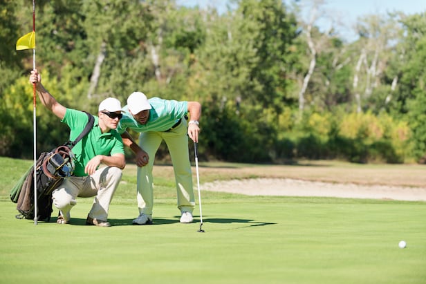 Rules of Golf Review: His partner was late for their match but acted as a caddie on the first hole. Can he do that? – Australian Golf Digest