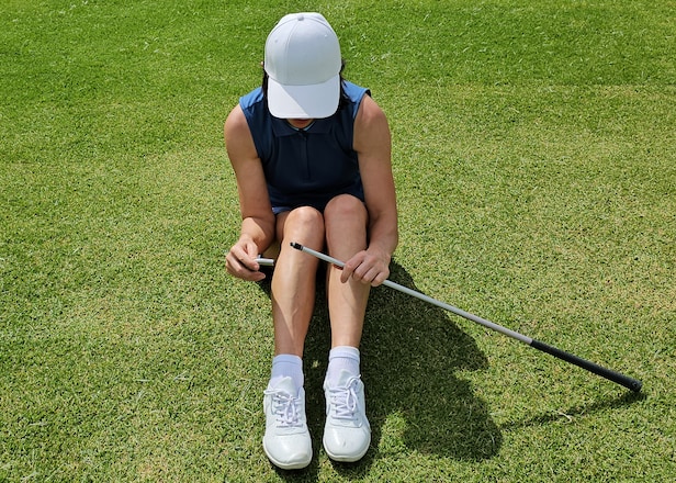 Advice from top teachers: Stewing in negative thoughts after a bad round won't help you play better – Australian Golf Digest