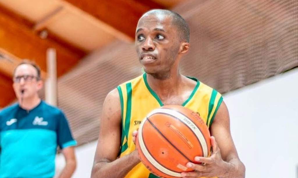 Sphelele Dlamini, 29, from KwaMashu, is determined to make a career as a wheelchair basketball player in France, and is raising money for a new wheelchair after earning a new contract.