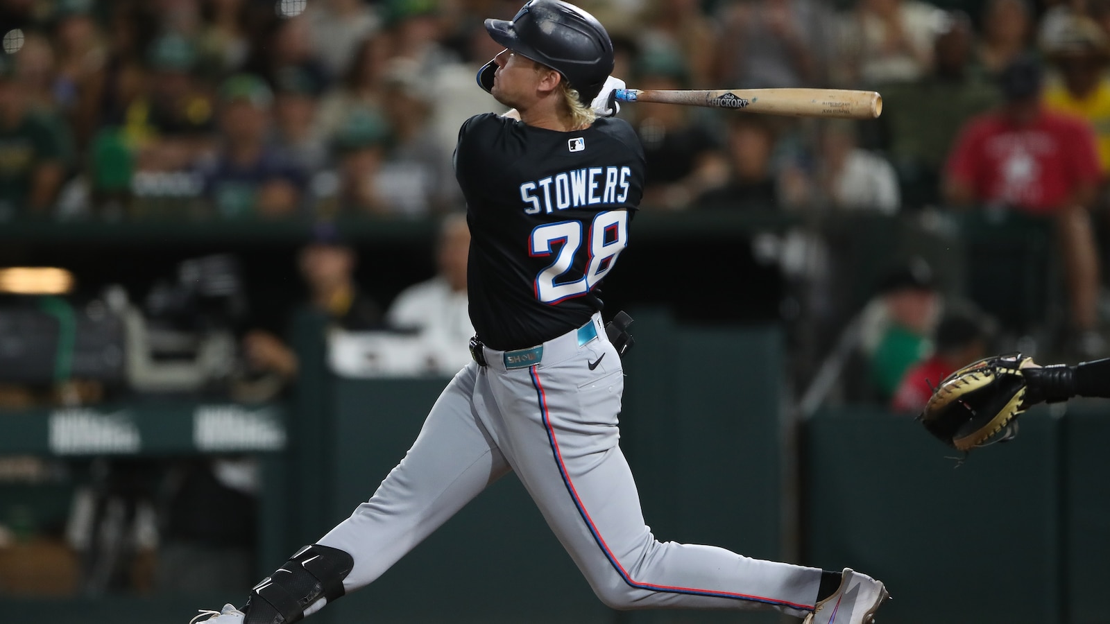 Stowers hits 2 of the Marlins' 5 HRs in a 12-5 win over the A's