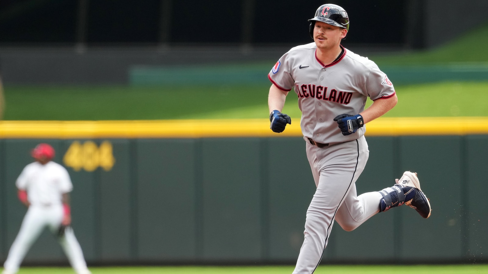 Manzardo hits 1st grand slam, Guardians rally for 6-5 win over Reds in Game 1 of doubleheader