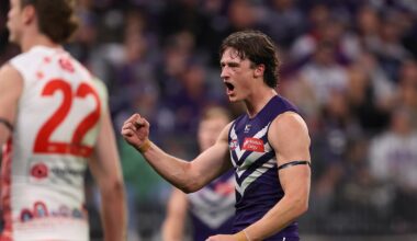 BLOG RECAP: Freo makes statement, Curnow kicks five, Dockers move two games clear