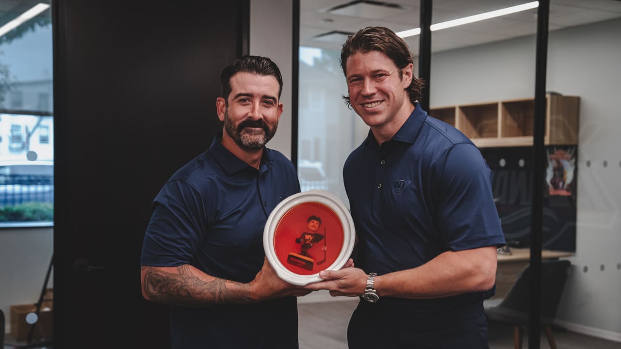 PHOTOS: Cal Clutterbuck and Matt Martin Film Islanders Schedule Release Video Presented by JetBlue