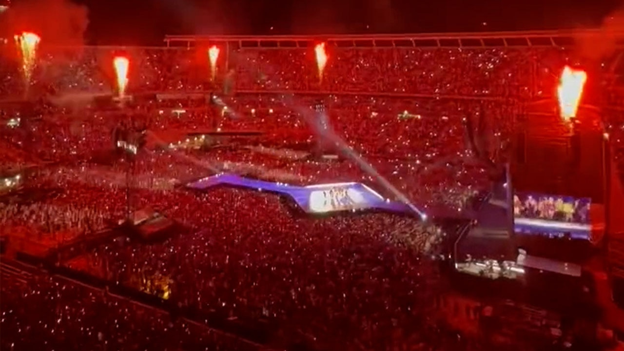 Taylor Swift changes Karma lyric to 'guy on the Chiefs'