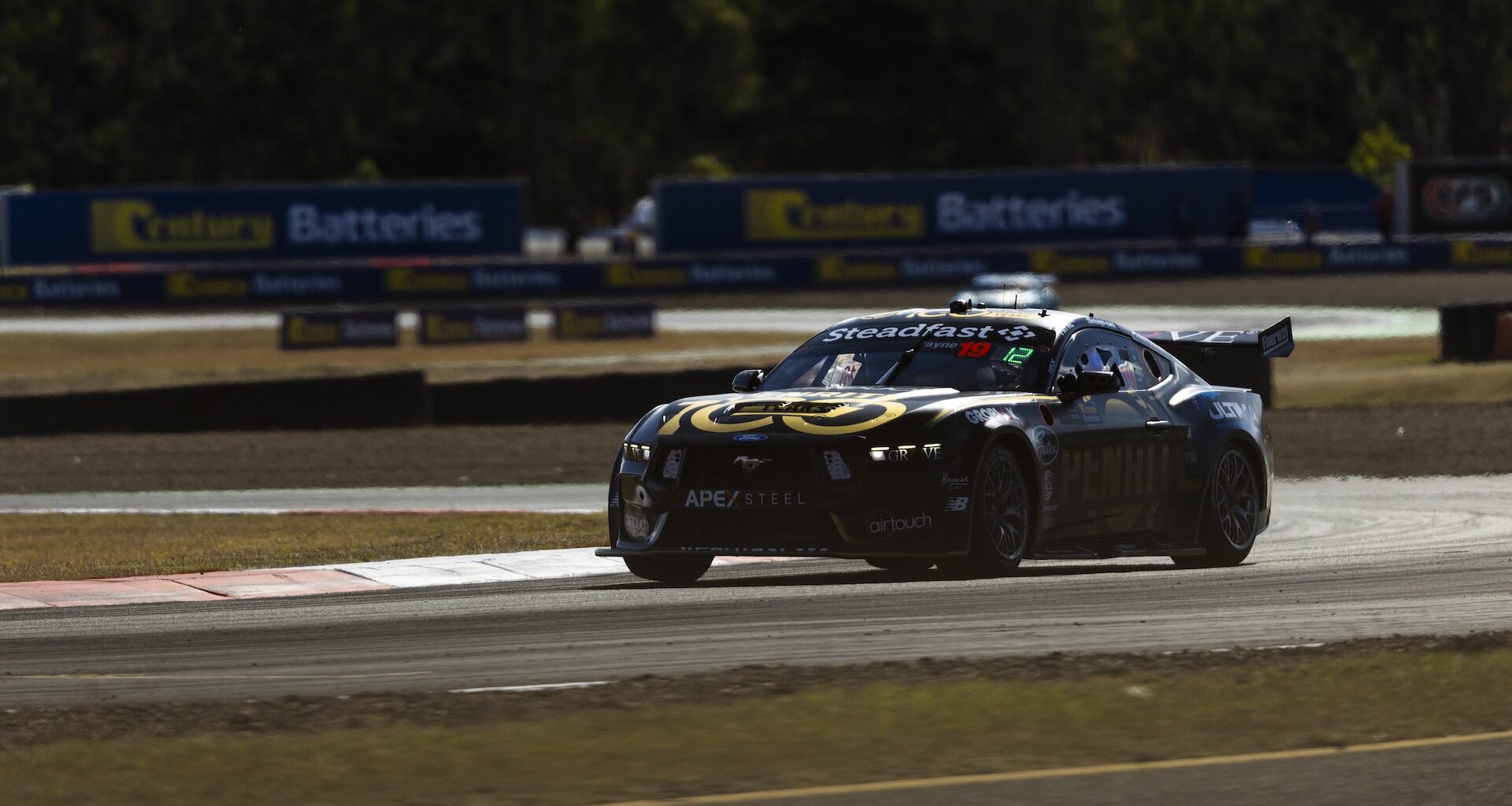 Race 26 starting grid: 2026 Century Batteries Ipswich Super 440