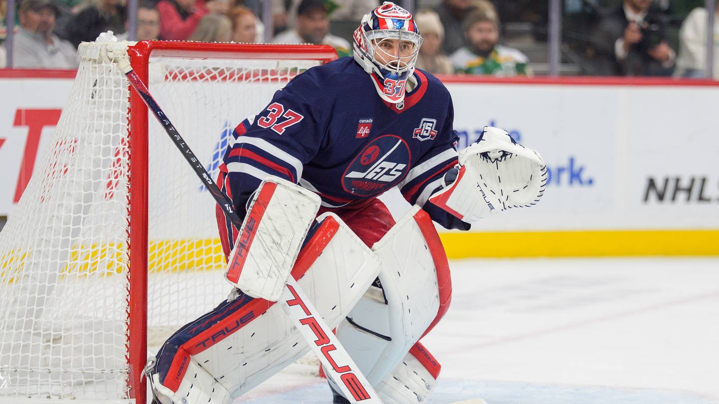 NHL analyst suggests absurd Buffalo Sabres trade offer for Connor Hellebuyck