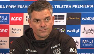 NRL 2026: Cameron Ciraldo gives update on Sitili Tupouniua hamstring injury, Bulldogs press conference
