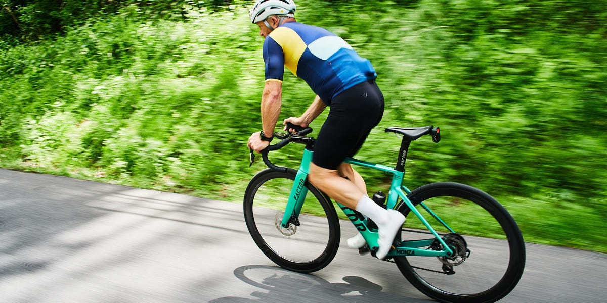 HIIT Cycling Workouts: How Long and How Often to Ride Intervals