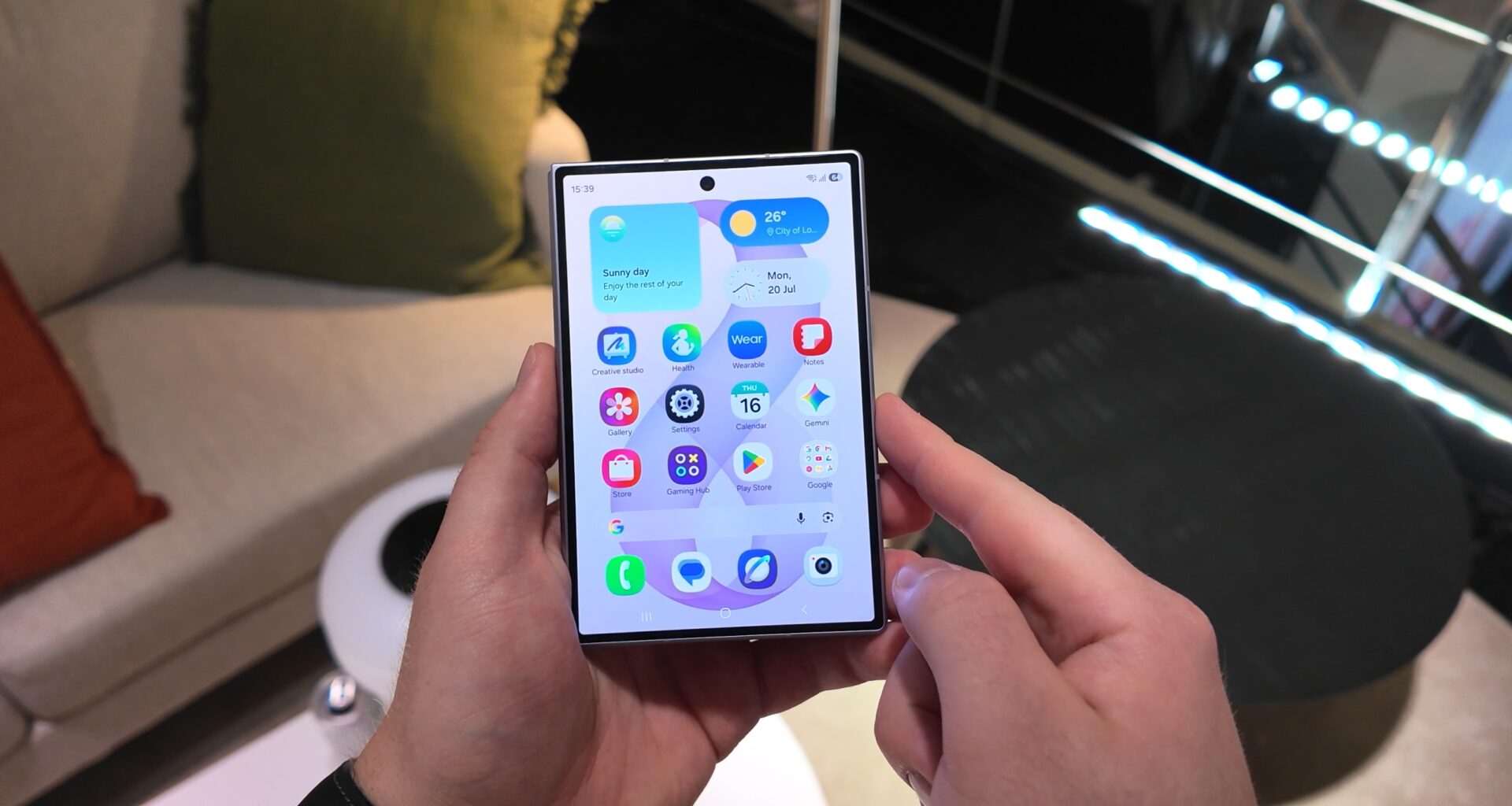 One Galaxy Z Fold 8 and Ultra feature every new user should try