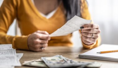 What Is Living Paycheck to Paycheck? The Signs and Tools To Help
