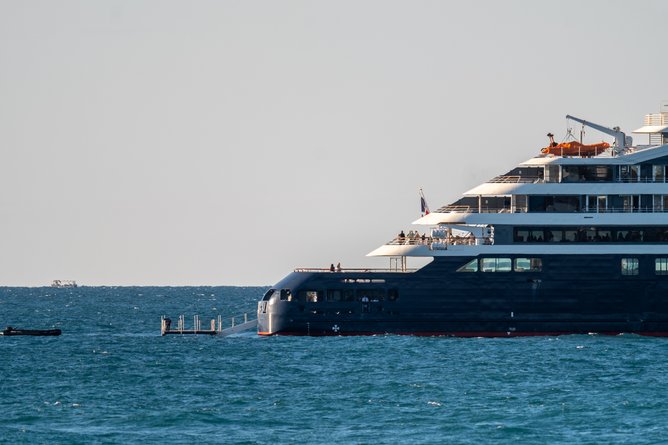 Ponant’s Le Jacques Cartie was moored at Roebuck’s Bay.