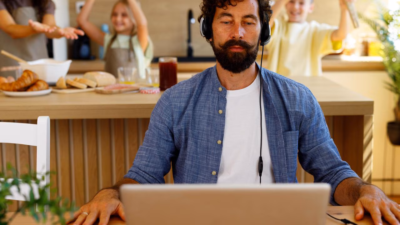 Father’s Day tech gifts dads will actually use in 2026