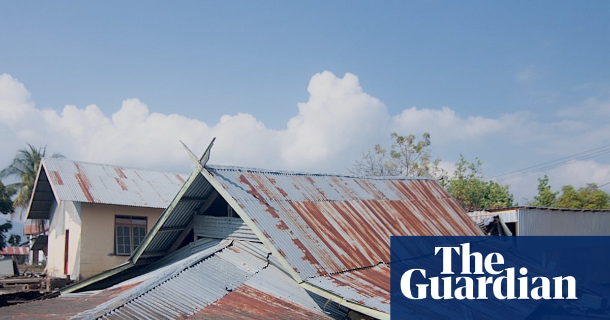 Rescue teams search for survivors in Indonesia after powerful earthquake | Indonesia