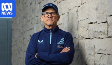 Wallabies vs Japan live: Les Kiss leads Australia in first rugby Test as coach