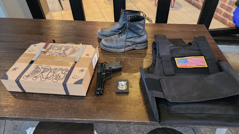 Sydney Entertainment Quarter: Two men arrested, fake gun and bulletproof vest seized