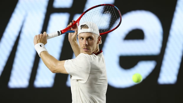 Shapovalov struggles with injuries but finds confidence in Los Cabos final