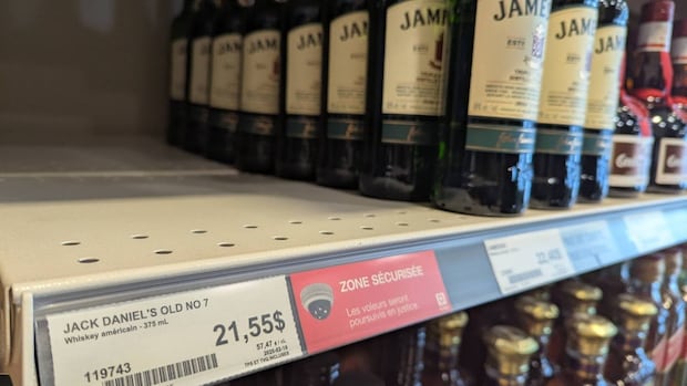 Premier says it's up to Quebec — and Quebec alone — when U.S. booze returns to its shelves