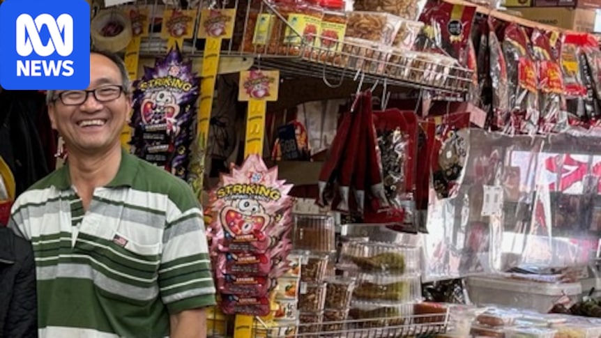 Sunshine rally demands more police in Melbourne's west after death of shopkeeper Van Viet Truong