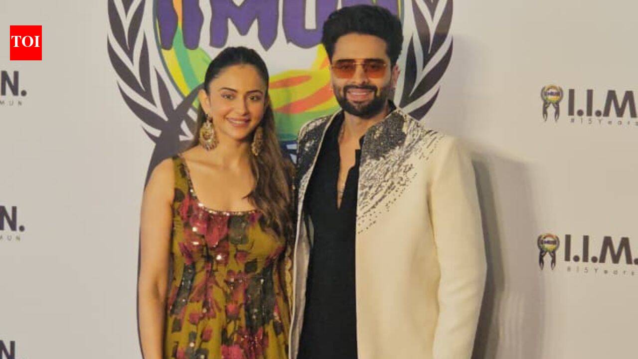'Ramayana' star Rakul Preet Singh looks regal in Rs 75,000 mustard floral anarkali as she attends event with Jackky Bhagnani |