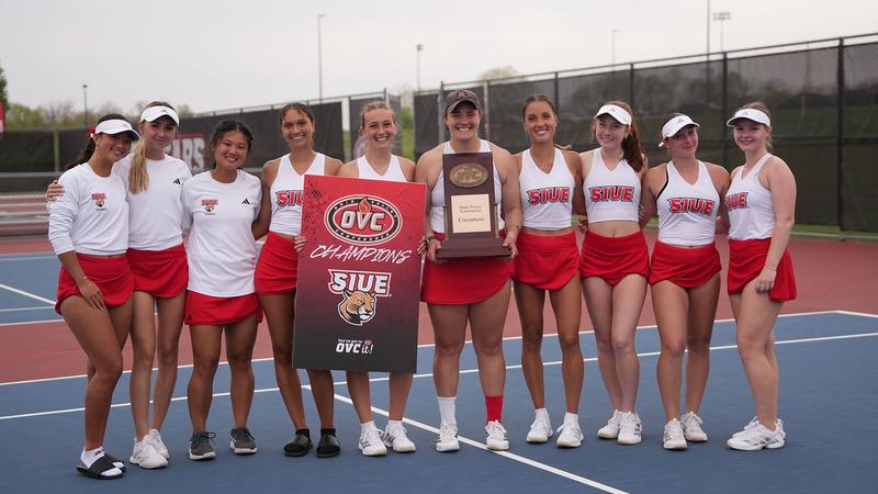 Tennis Claims OVC Team Academic Award