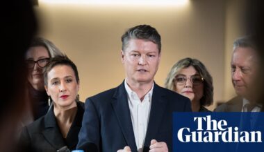 Victoria had bipartisan support for a legal right to work from home. So why has Ben Carroll kicked it down the road? | Victorian politics