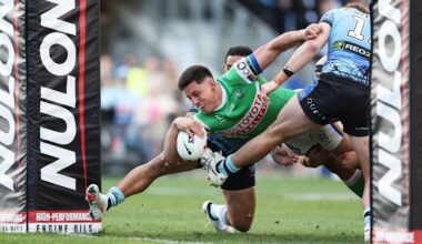 Braydon Trindall injury: Cronulla Sharks five-eighth suffers dislocated shoulder in loss to Canberra Raiders