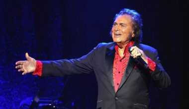 Engelbert Humperdinck credits pool martial arts for staying fit at 90