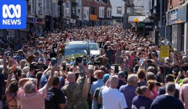 Bonnie Tyler's coffin returns to Welsh hometown after death in Portugal