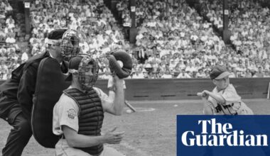 ‘I felt like Babe Ruth’: baseball’s 3ft 7in pinch-hitter, 75 years on | MLB