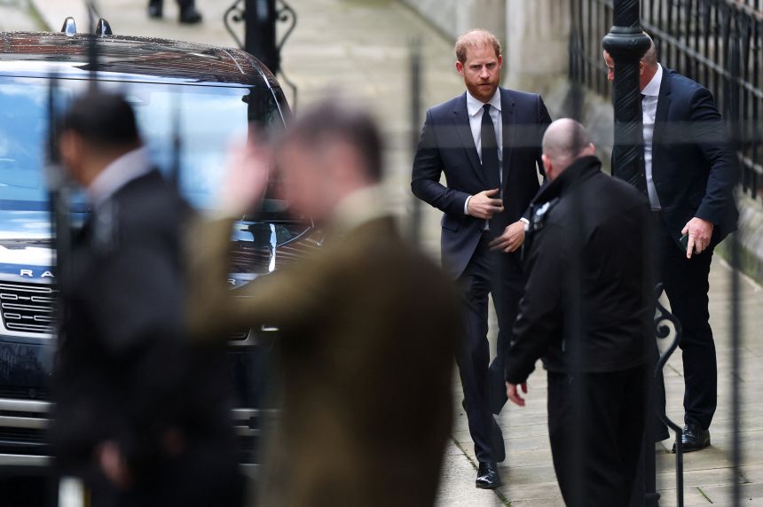 Britain's Prince Harry arrives during the first week of a nine-week trial lawsuit against Associated Newspapers, publisher of the Daily Mail, which Britain's Prince Harry and others are suing over allegations of privacy breaches dating back 30 years, at the High Court in London, Britain, January 20, 2026.