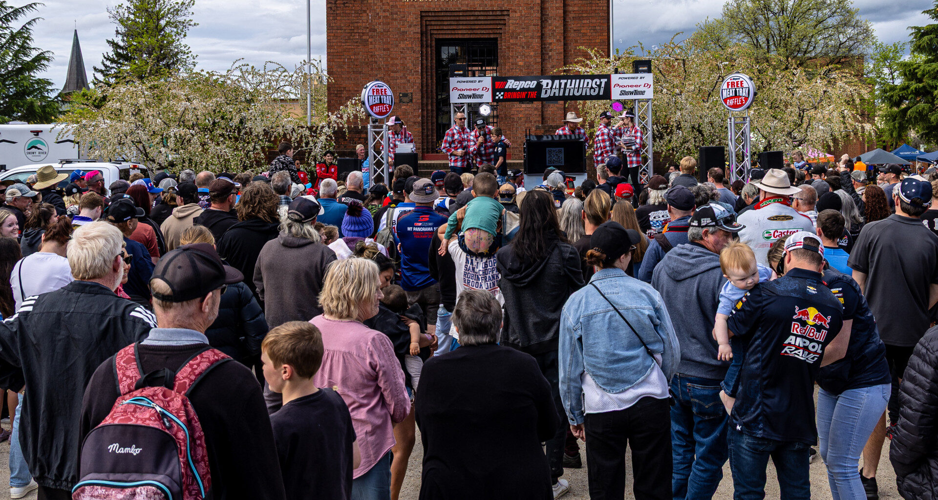 Funding for Peter Brock-focused Bathurst 1000 festival approved