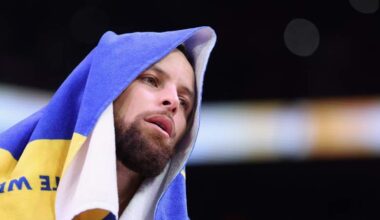 Golden State Warriors v Phoenix Suns - Play-In Tournament