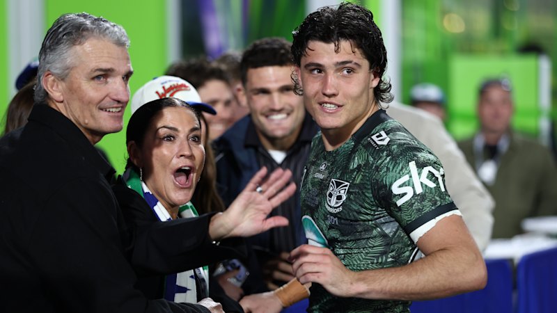 Jett Cleary debut: Ivan and Nathan Cleary watch son and brother put New Zealand Warriors on top of the ladder