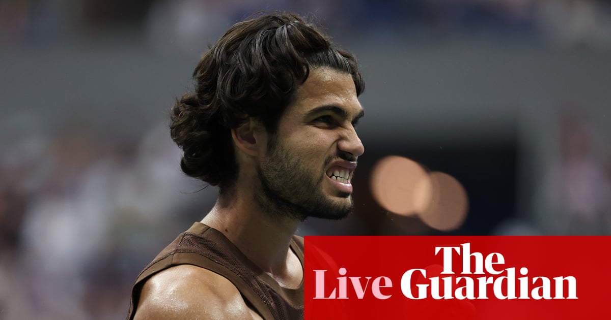 US Open 2026: Alcaraz wins in straight sets on return while Fearnley and Sabalenka also progress – as it happened | US Open Tennis 2026