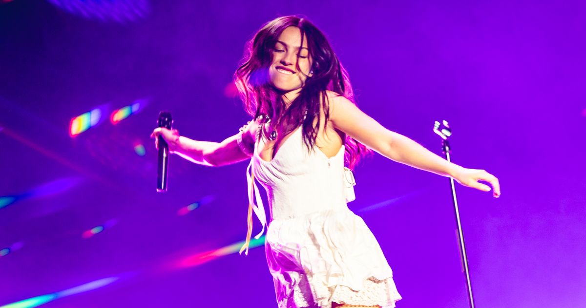 Olivia Rodrigo’s Daisy Chain Fields Festival Fully Blossomed