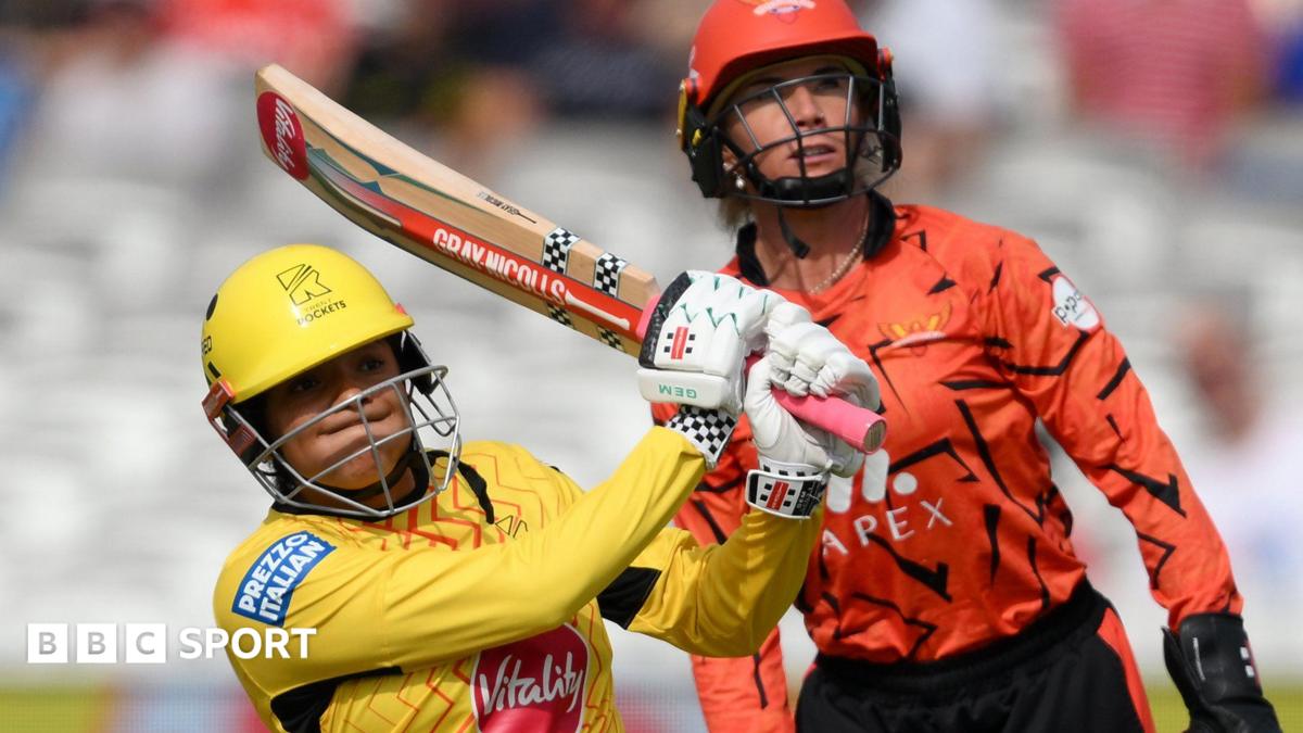 The Hundred final: Rockets claim huge wicket of Litchfield v Sunrisers - BBC