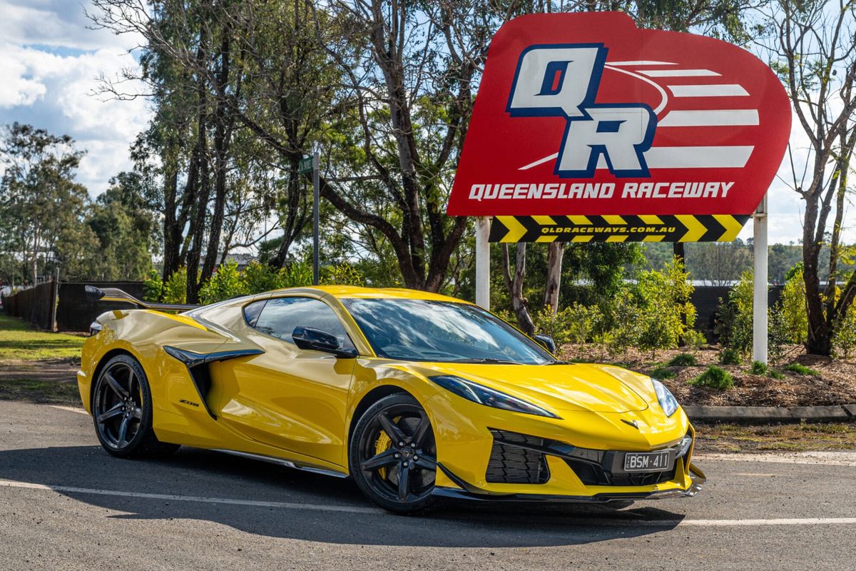 How you can ride in a V8 supercar at Queensland Raceway