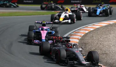 HUNGARORING, HUNGARY - AUGUST 15: Mika Salo, Ferrari F399, leads Jacques Villeneuve, BAR 01