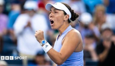 Jessica Pegula celebrates with a clenched fist