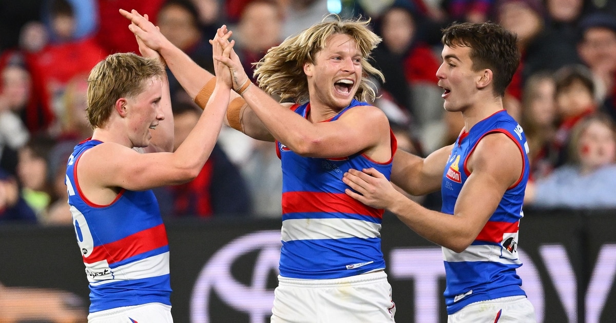 Brilliant Bulldogs set up wildcard clash with Pies, Demons forced to wait